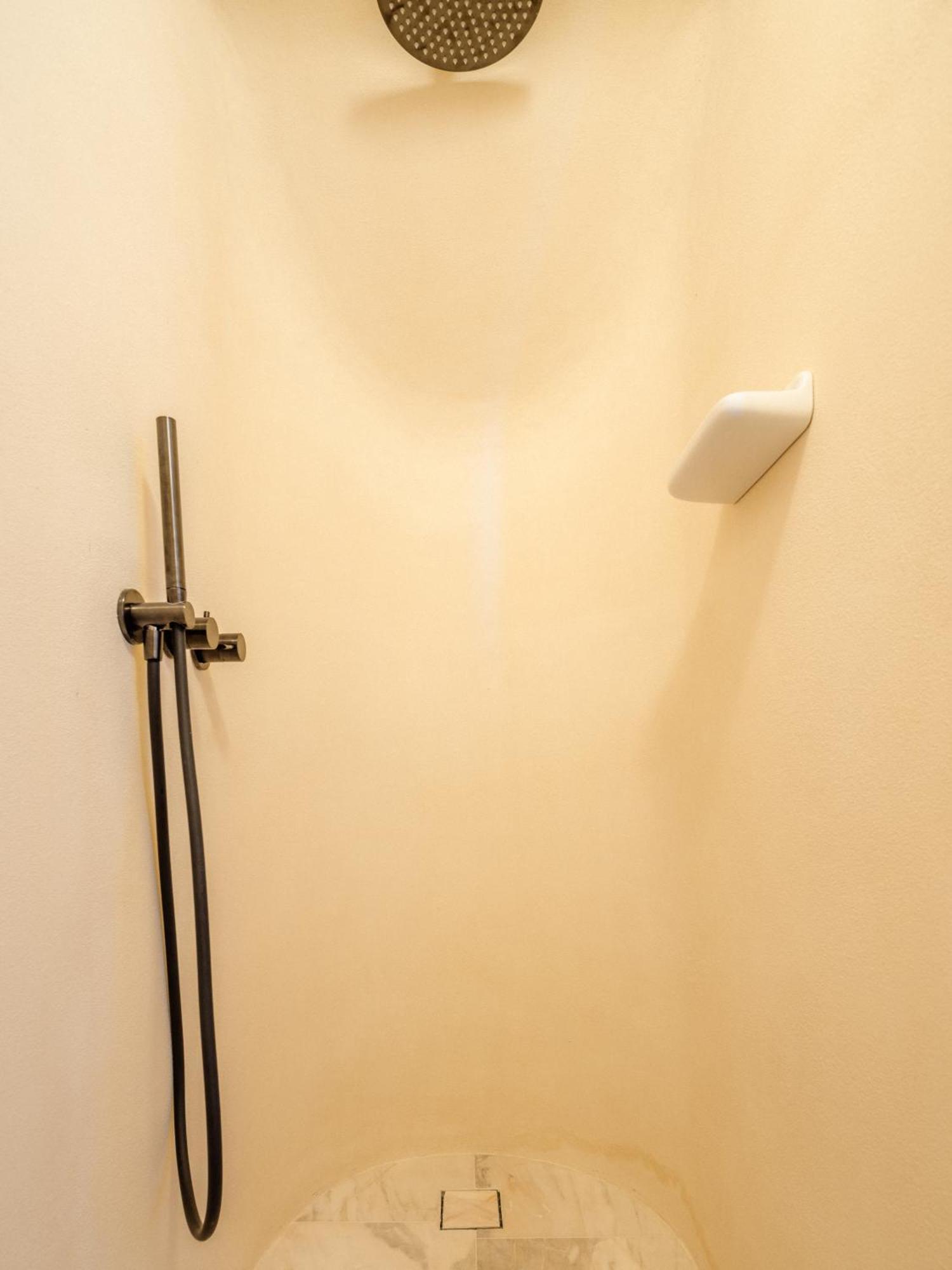 O Poleiro - Modern Living Apartment Lisbon